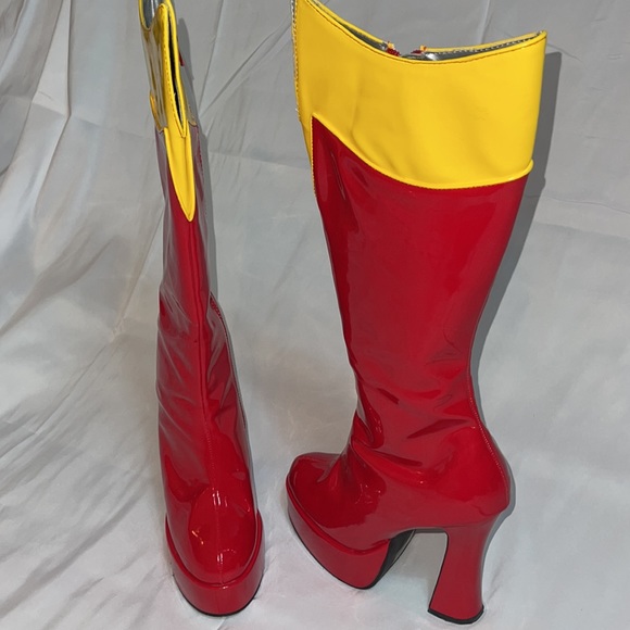 Ellie Cosmic Wonder Woman Boots Sz 6 - Picture 2 of 5